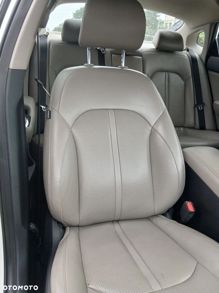Kia Optima 1.7 CRDI XL DCT - 26