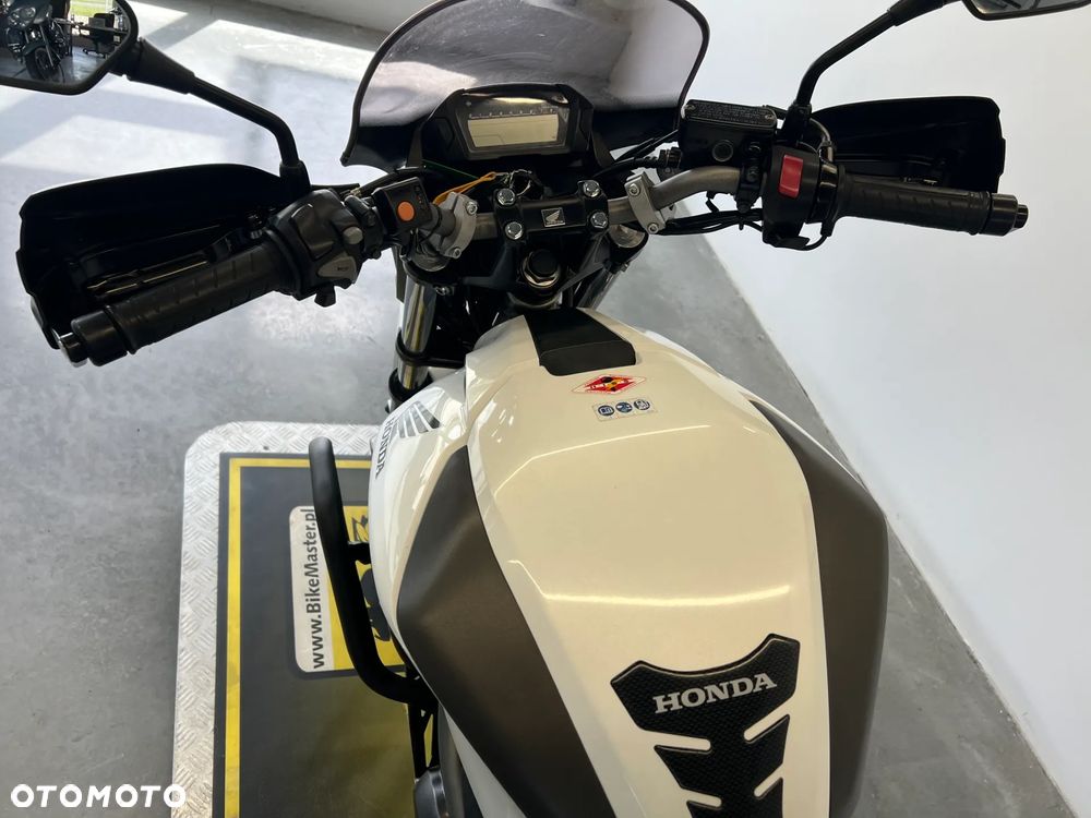 Honda NC - 18