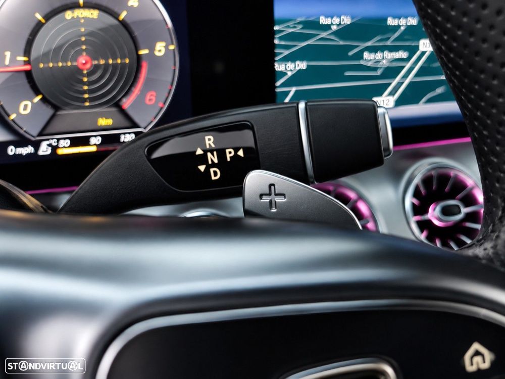 Mercedes-Benz E 220 d AMG Line Aut. — fotografia 27