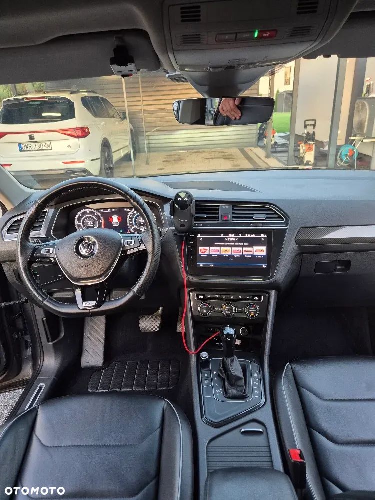 Volkswagen Tiguan - 27
