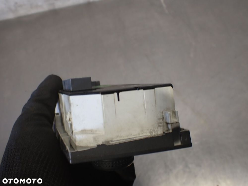 PANEL STEROWANIA NAWIEWU KLIMATYZACJI OPEL ZAFIRA B 1.9 13201300 - 7