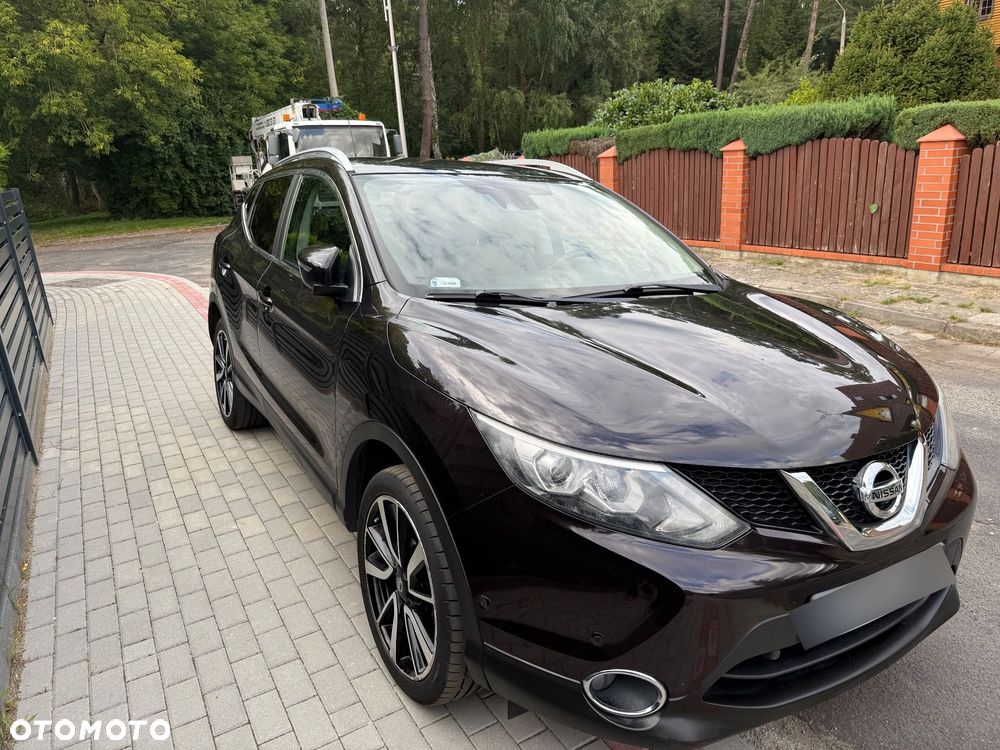 Nissan Qashqai 1.6 DIG-T Tekna - 1