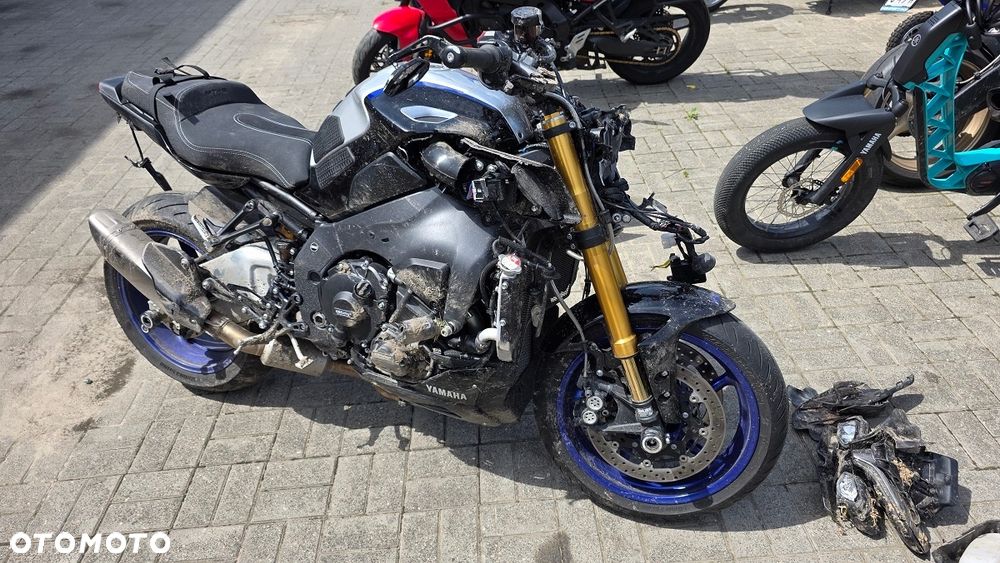 Yamaha MT - 7