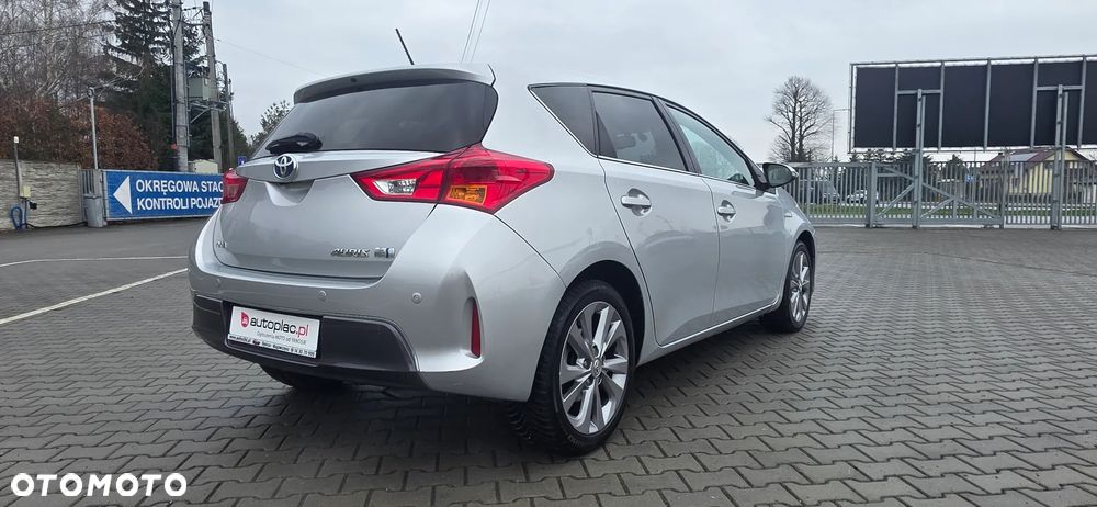 Toyota Auris 1.8 HSD Luna - 5