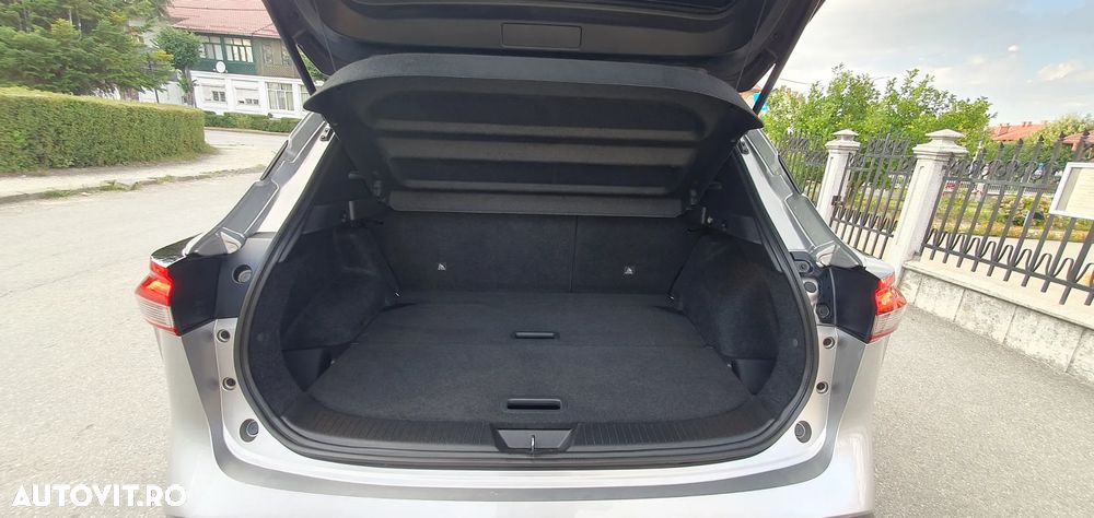 Nissan Qashqai 1.3 DIG-T MHEV N-Connecta - 37