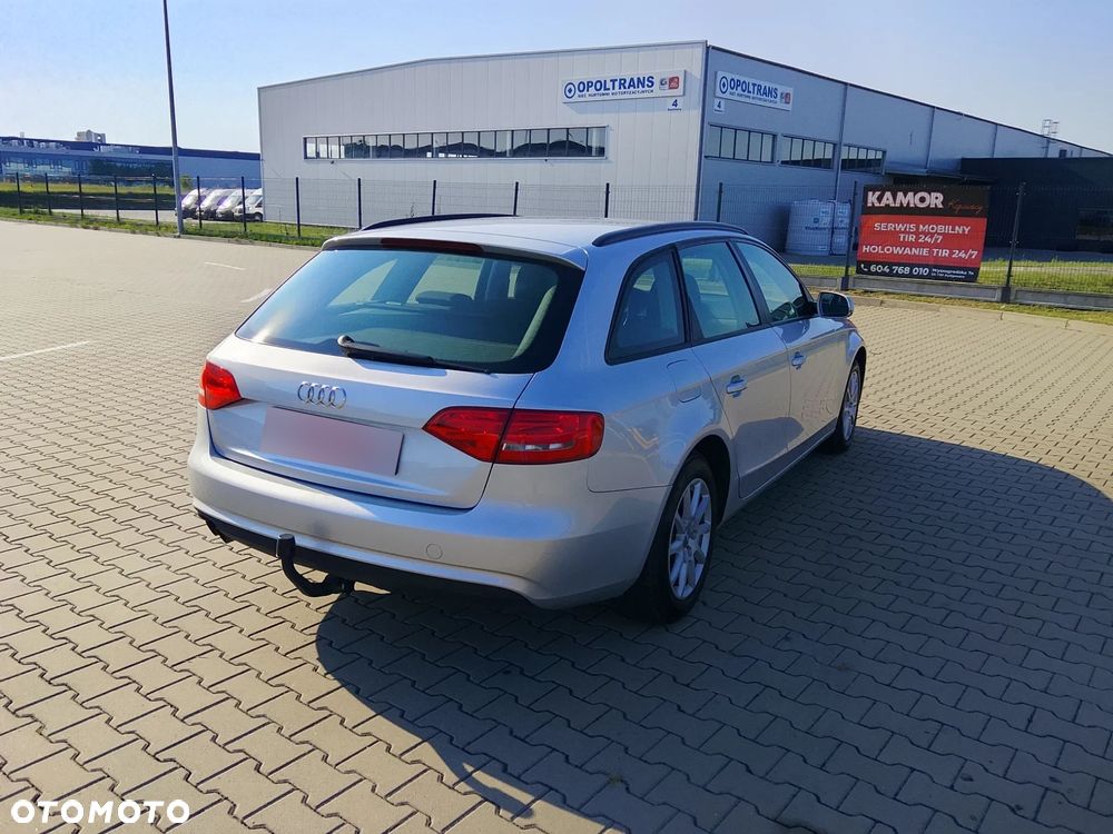 Audi A4 Avant 2.0 TDI DPF multitronic Ambition - 4