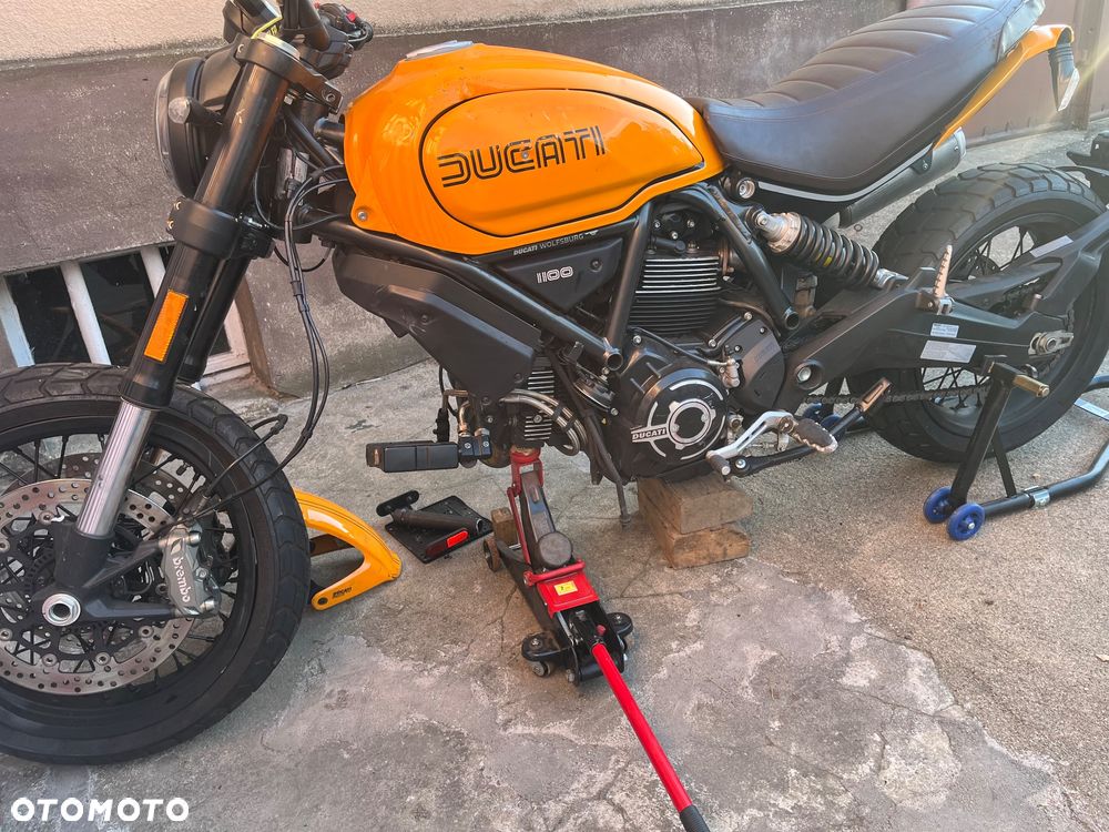 Ducati Scrambler - 9