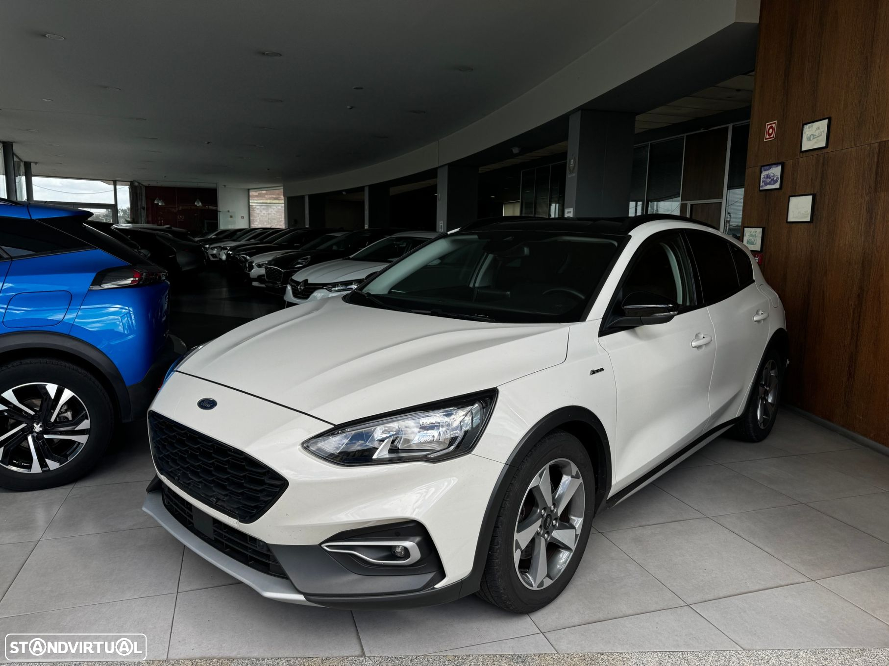 Ford Focus 1.0 EcoBoost Active X - 3