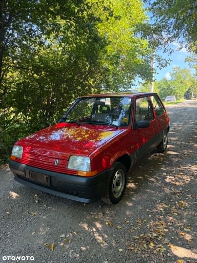 Renault 5 - 32