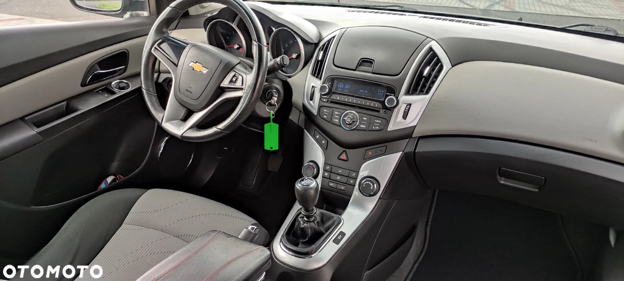 Chevrolet Cruze 1.6 LS - 17