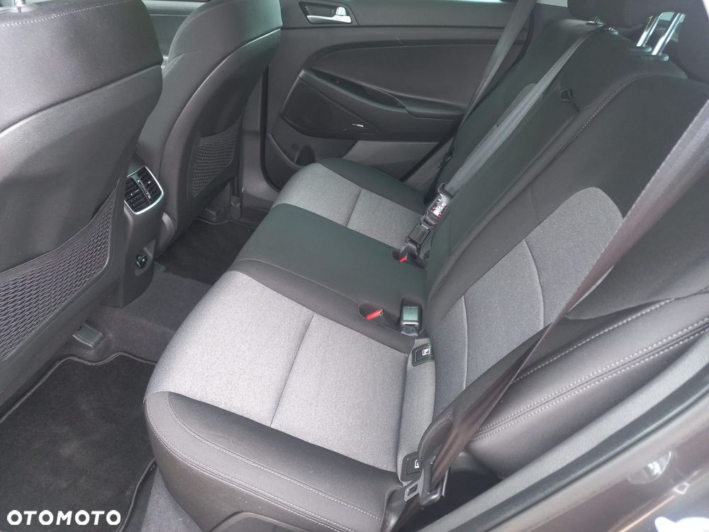 Hyundai Tucson blue 1.6 GDi 2WD Navi - 7
