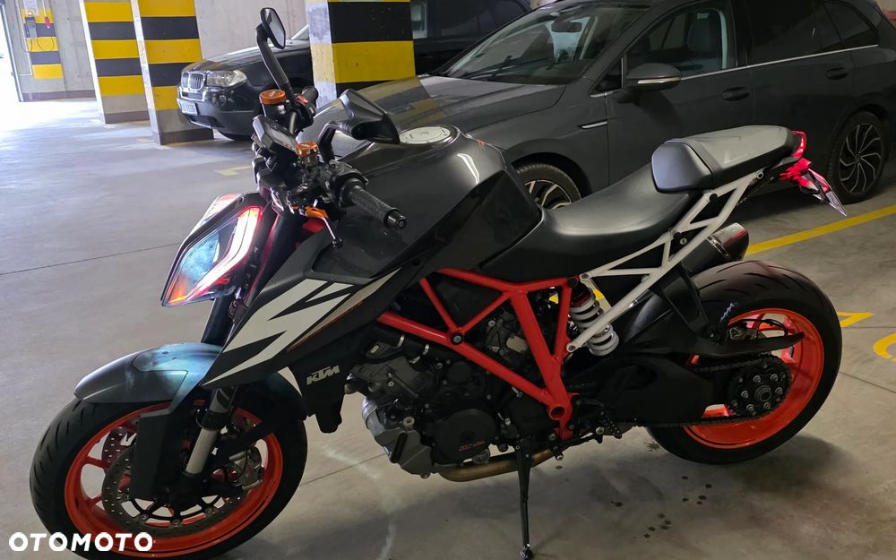 KTM Super Duke - 15