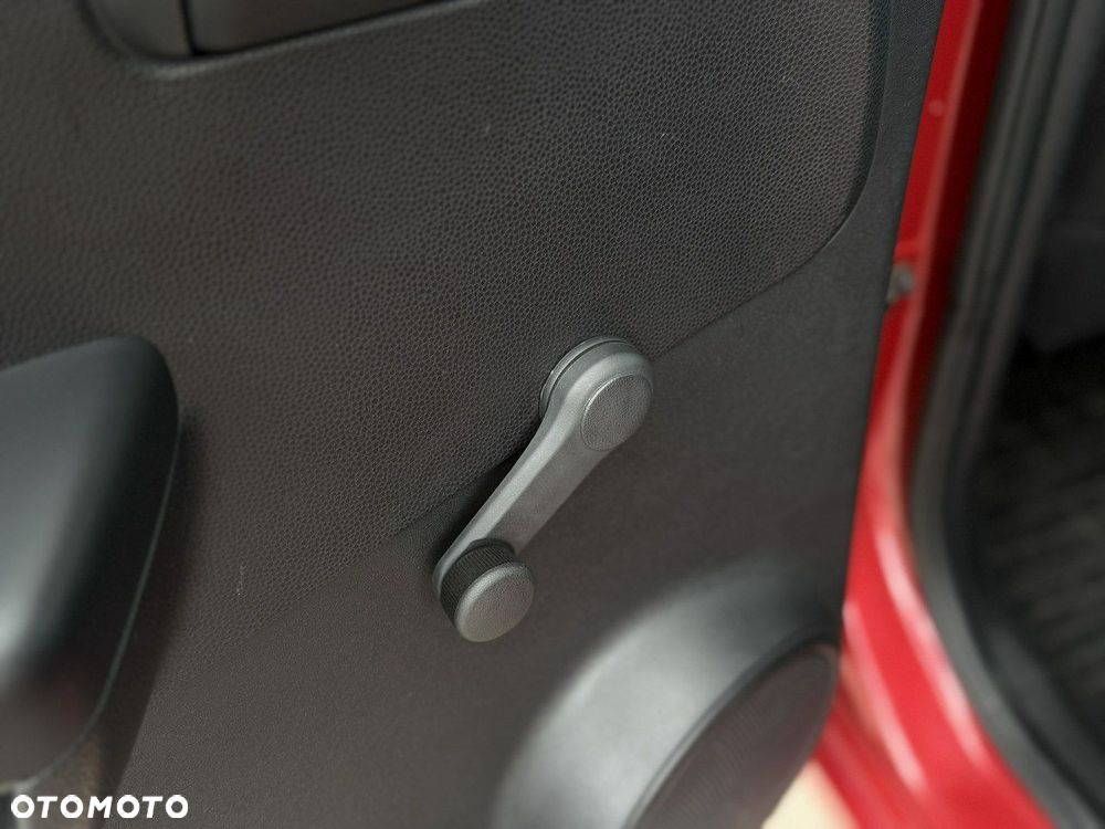 Kia Venga - 28