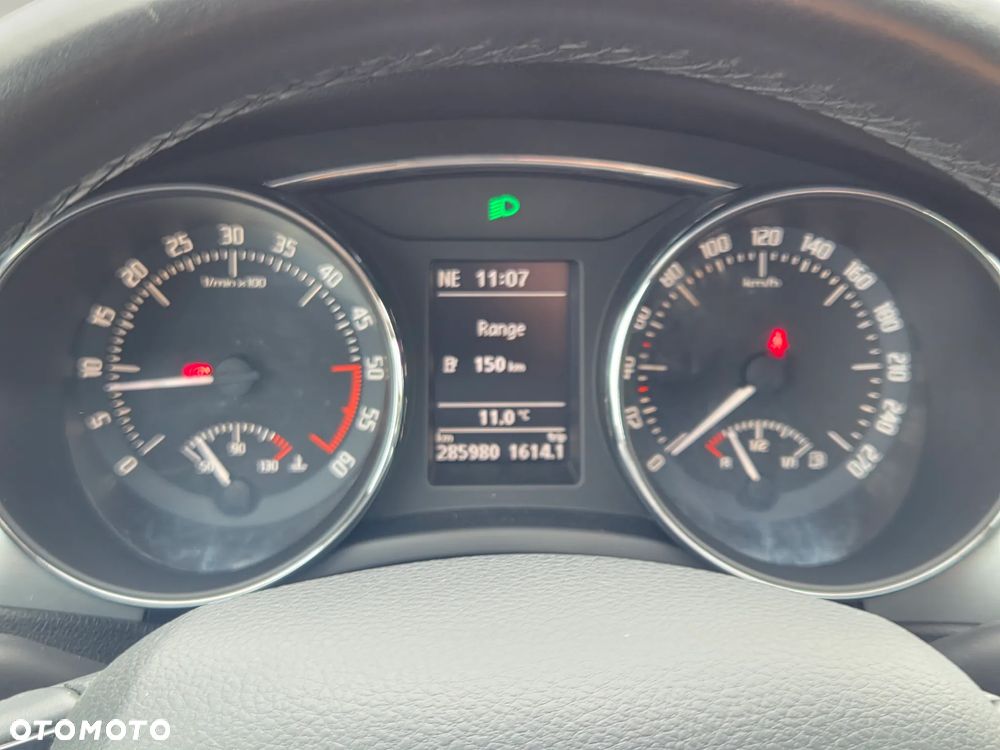 Skoda Superb 2.0 TDI Ambition - 22