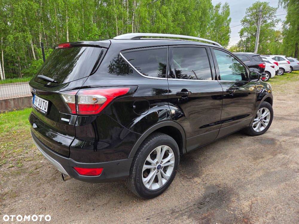 Ford Kuga 1.5 EcoBoost 2x4 Titanium - 28
