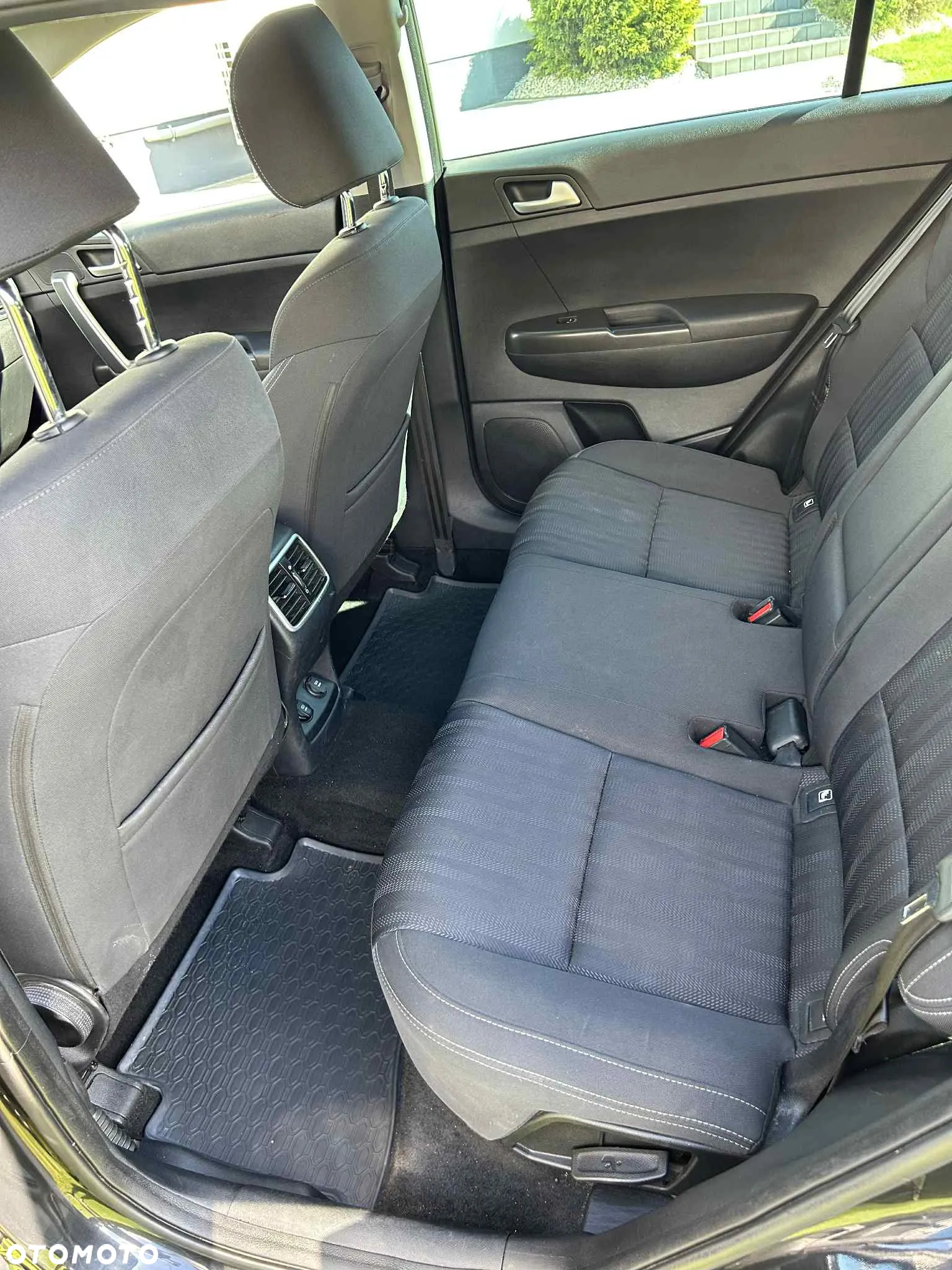 Kia Sportage - 14