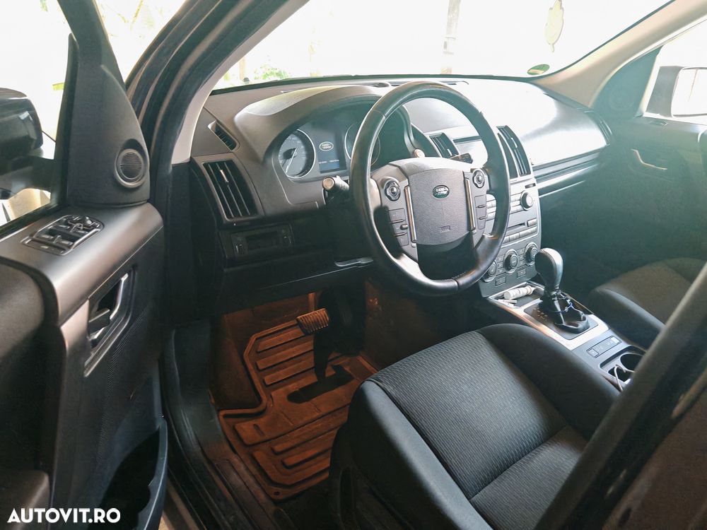 Land Rover Freelander 2.2 SD4 SE - 14