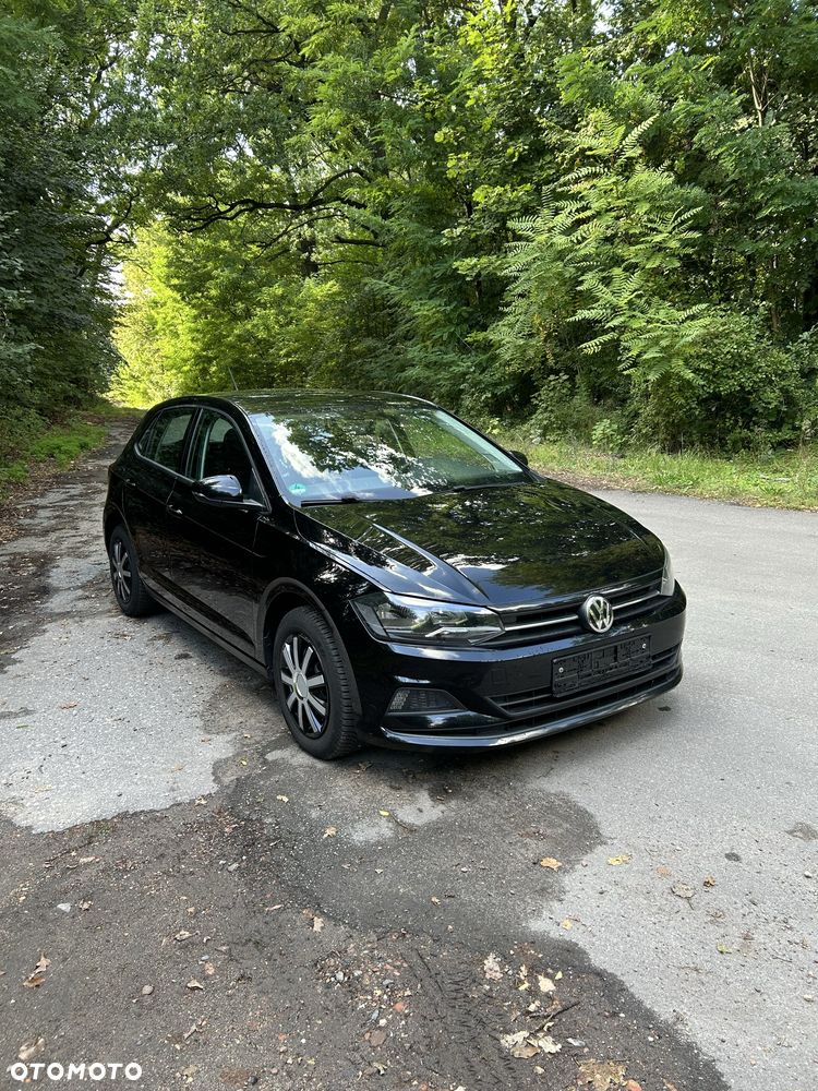 Volkswagen Polo - 2