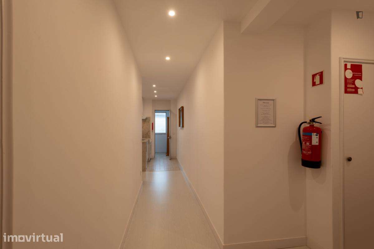 Apartamento com 1 quartos - localizado em Campanhã Porto - Grande imagem: 5/6