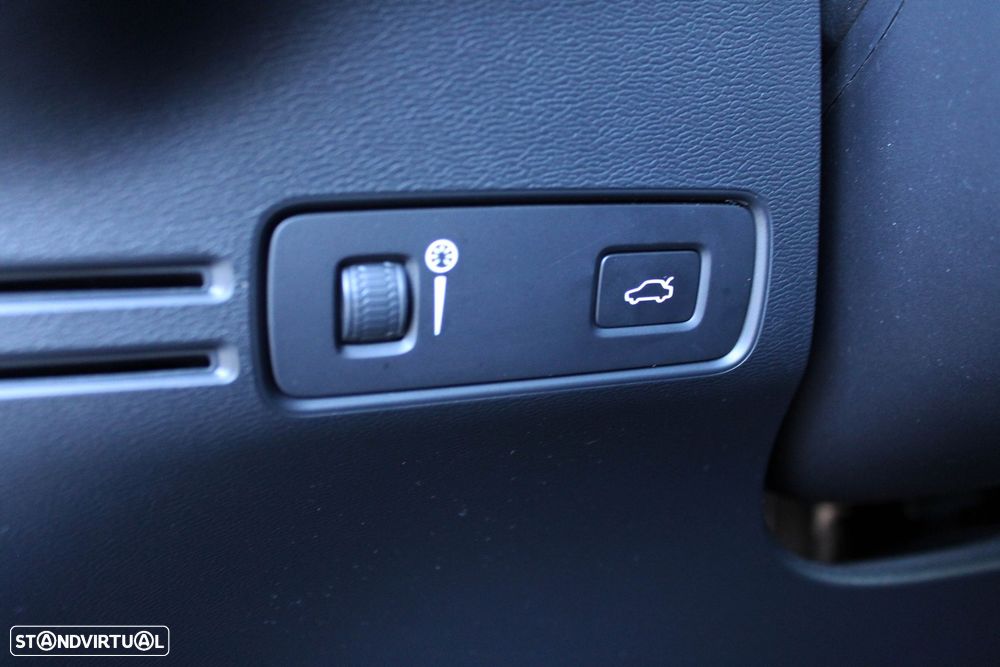 Volvo XC 40 1.5 T2 Momentum Core - 6