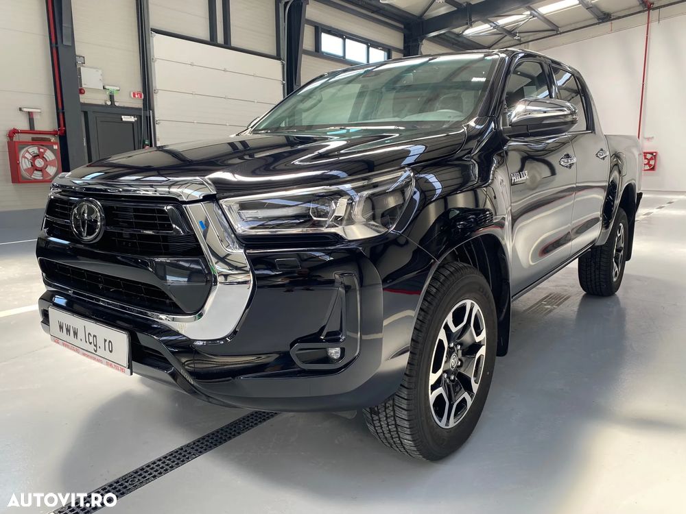 Toyota Hilux 2.8D 204CP 4x4 Double Cab AT MHEV Invincible - 8