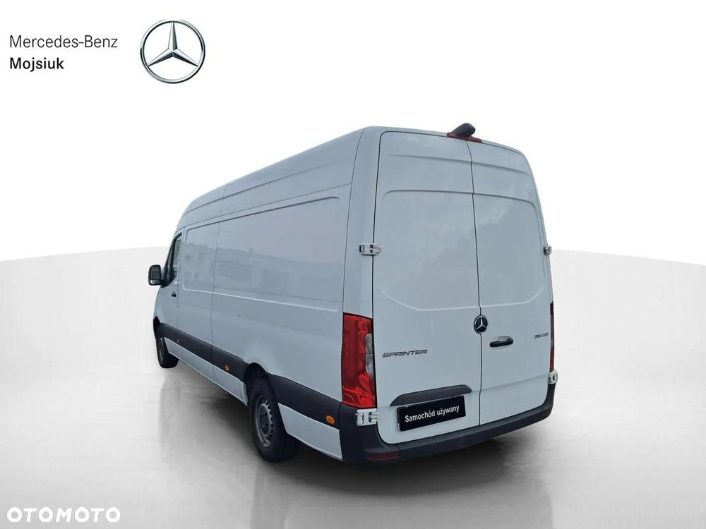 Mercedes-Benz Sprinter . - 5
