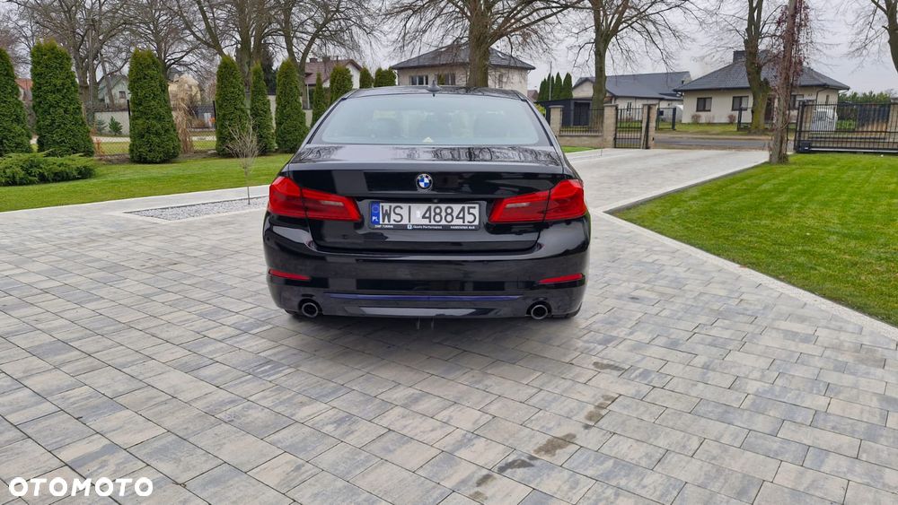 BMW Seria 5 520d - 5