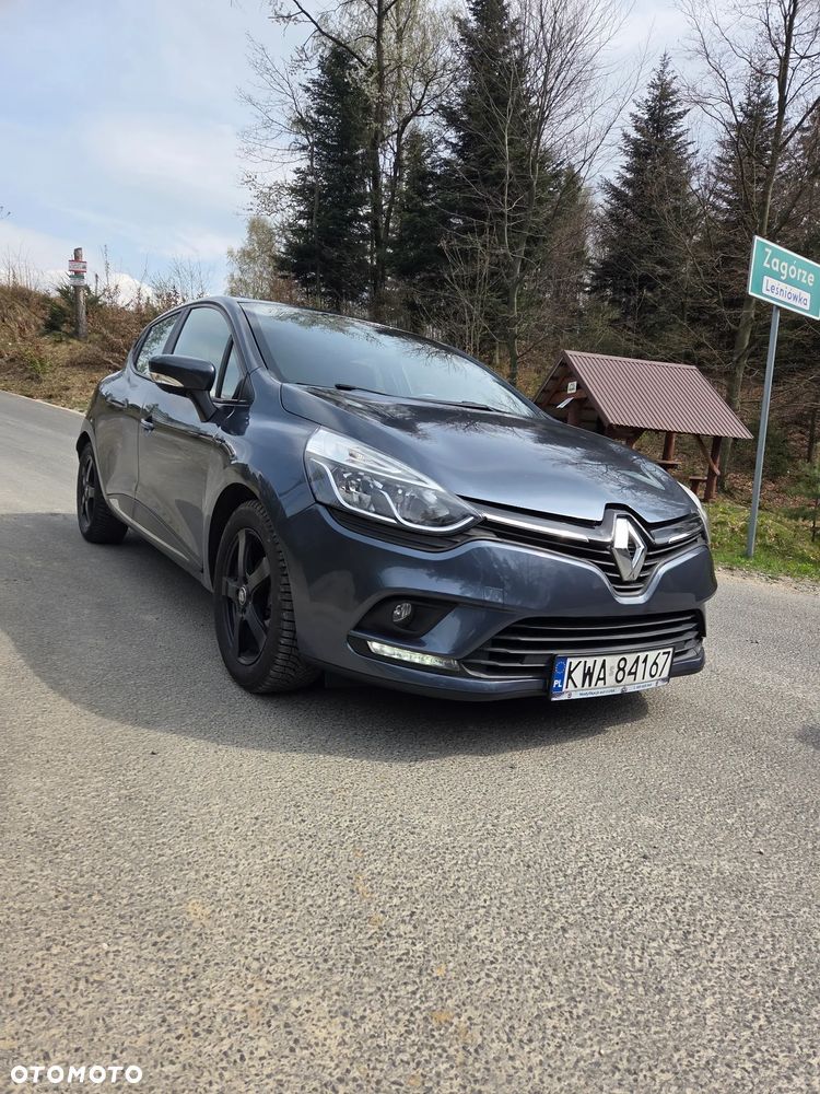 Renault Clio - 1