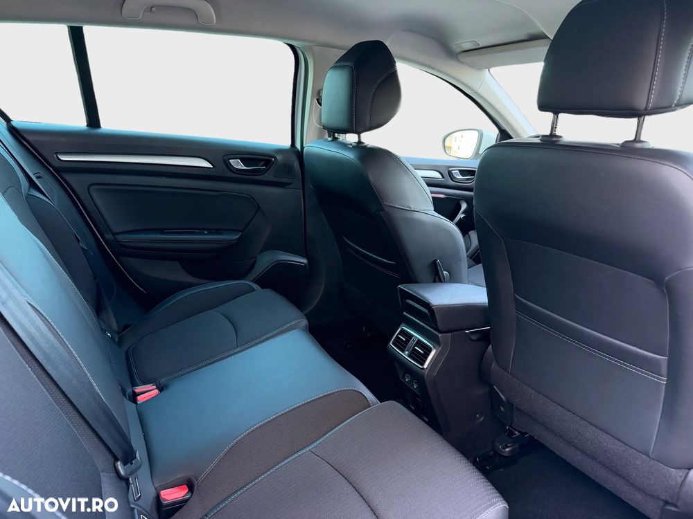 Renault Megane Blue dCi 116 EDC Intens - 9