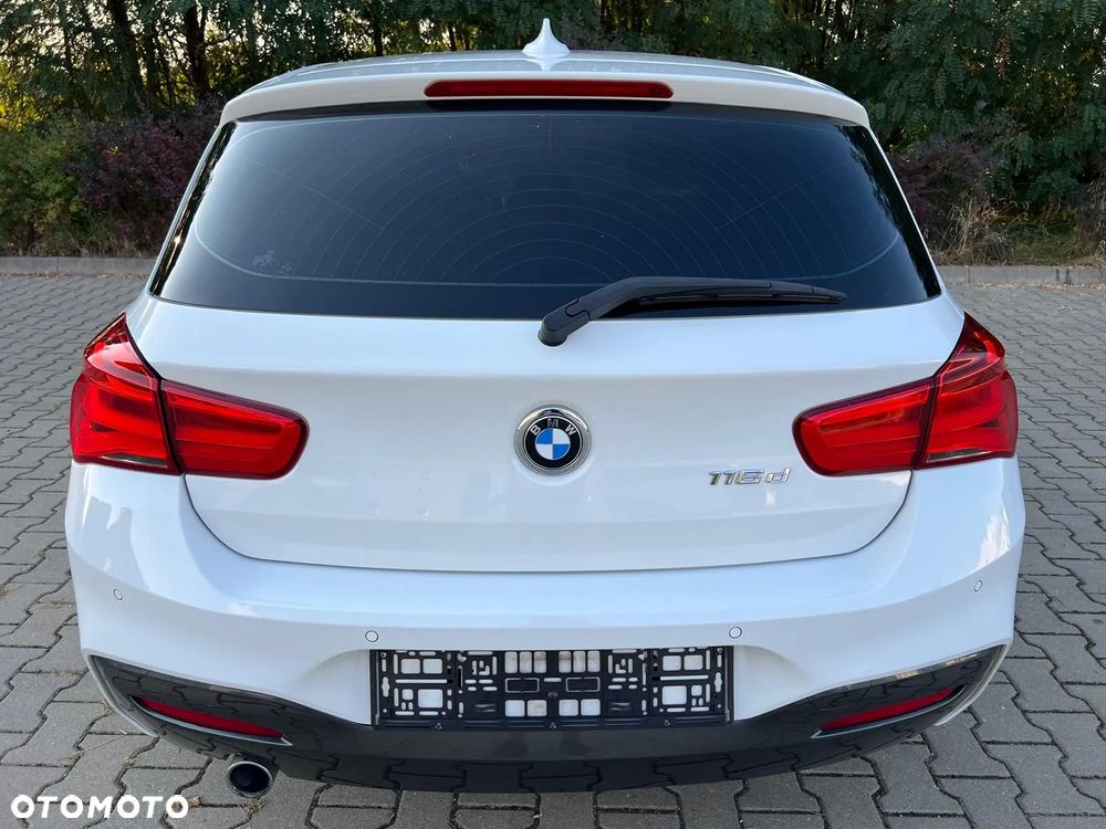 BMW Seria 1 116d M Sport Shadow - 7