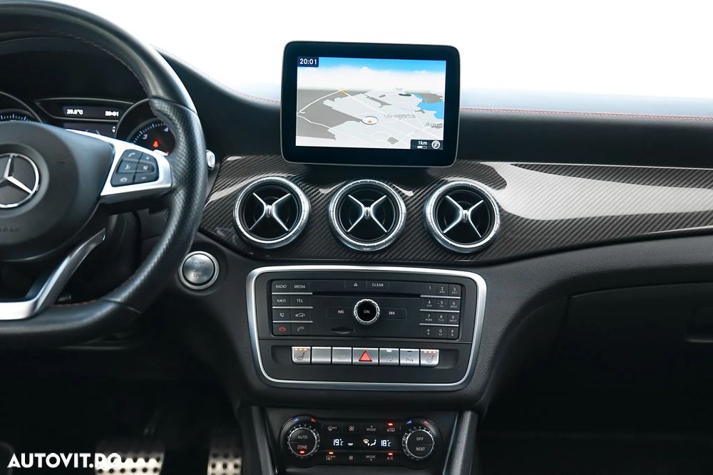 Mercedes-Benz CLA 220 d 7G-DCT AMG Line - 11