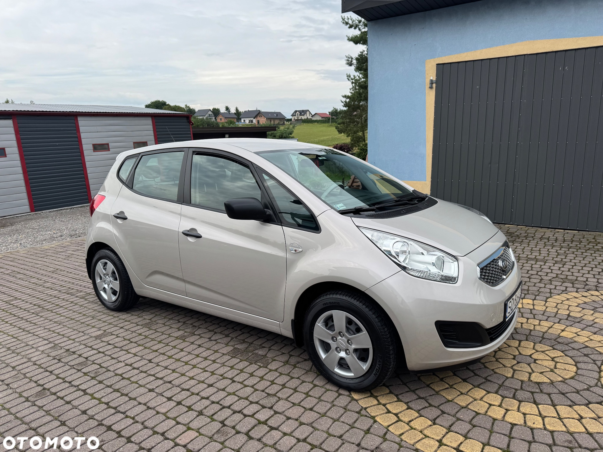 Kia Venga - 15