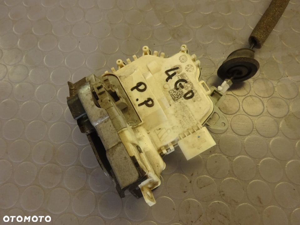 8J1837016C zamek drzwi prawy przod Audi A6 C7 A4 B8 czesci - 1