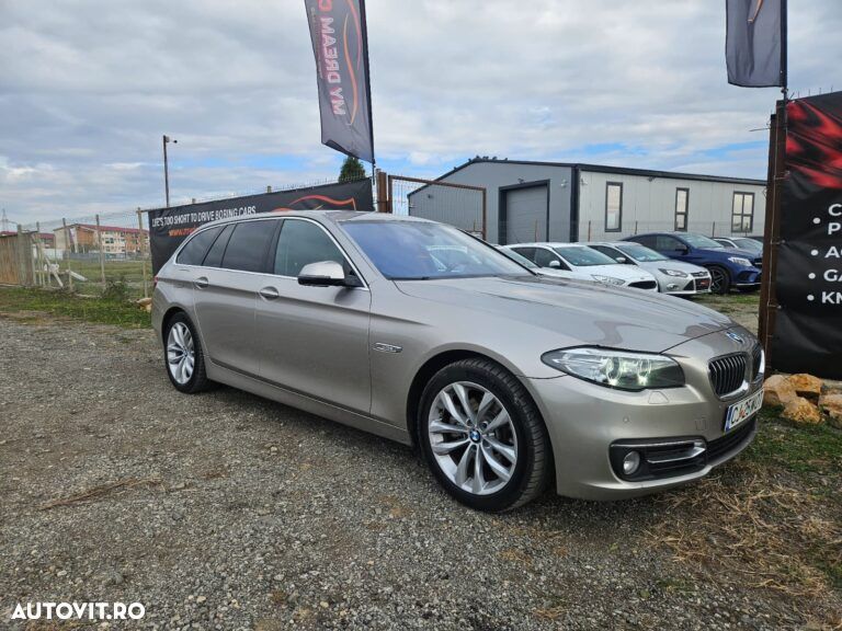 BMW Seria 5 520d Aut. Luxury Line - 7