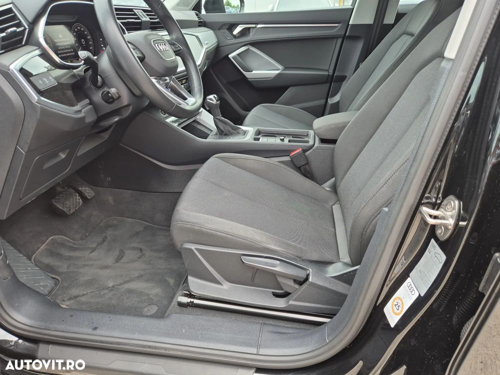 Audi Q3 45 TFSIe S tronic - 11
