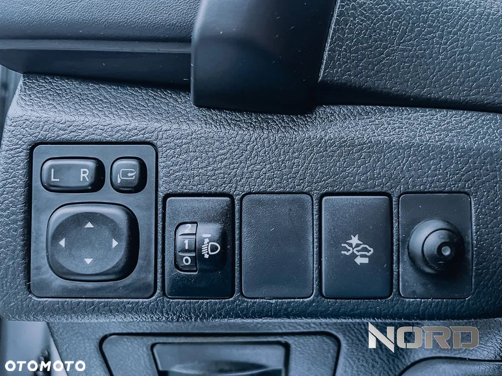 Toyota Auris 1.8 HSD Prestige - 18