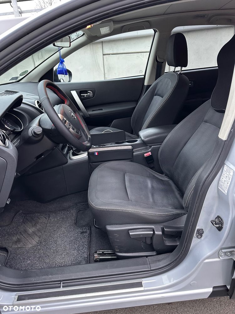 Nissan Qashqai+2 2.0 dCi DPF acenta - 13