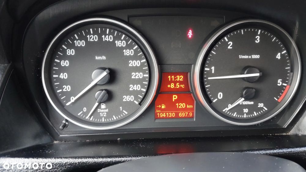 BMW X1 xDrive20d - 33