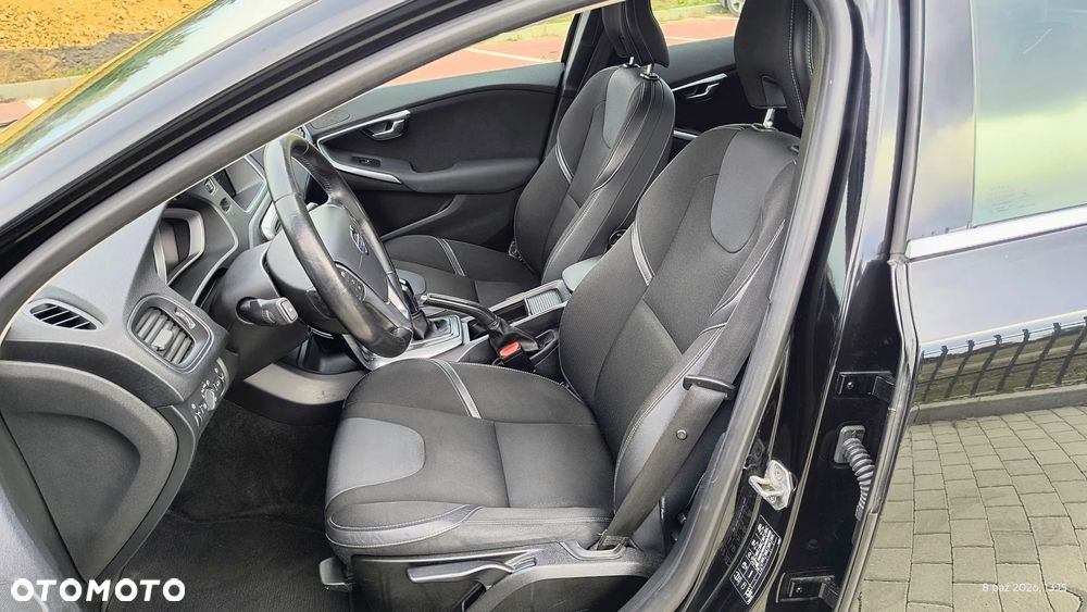 Volvo V40 - 10