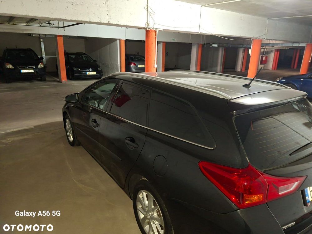 Toyota Auris - 5