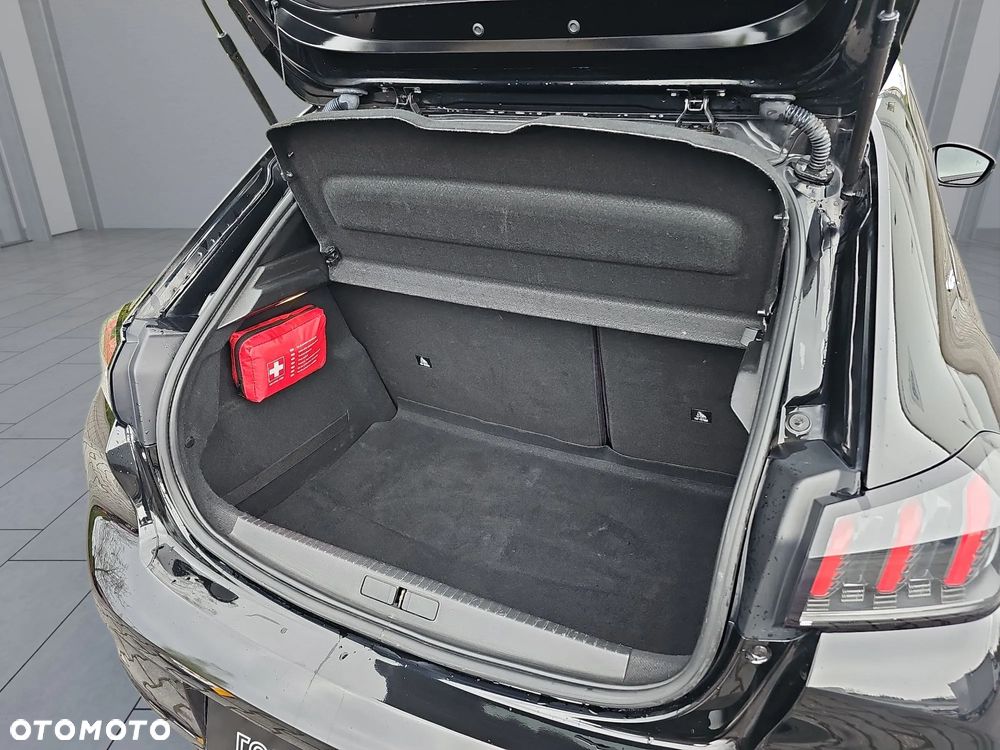 Peugeot 208 1.2 PureTech GT S&S EAT8 - 20