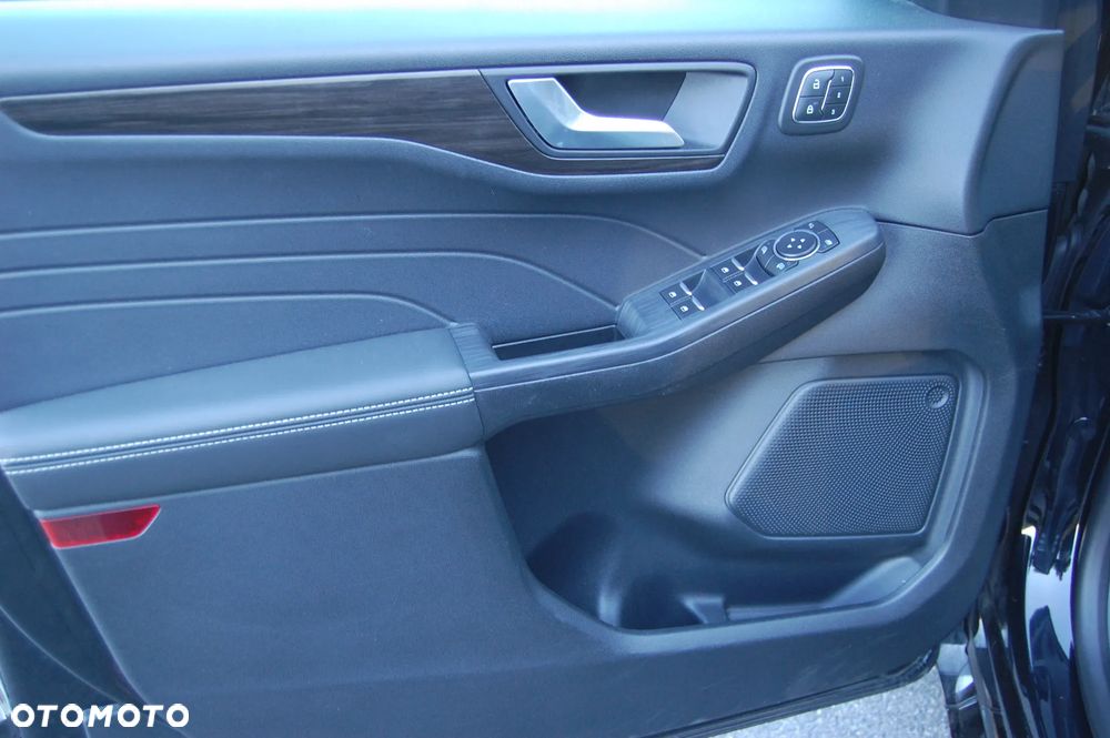 Ford Kuga - 21
