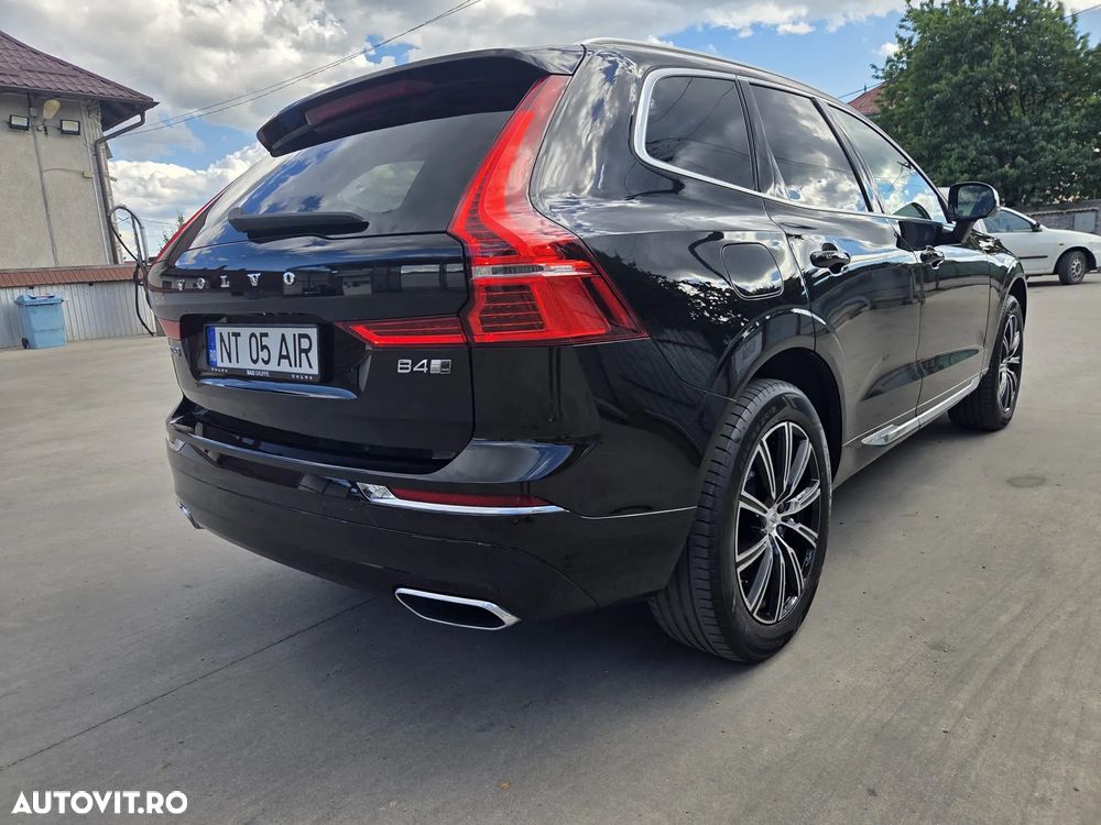 Volvo XC 60 B4 MHEV AWD Inscription - 4