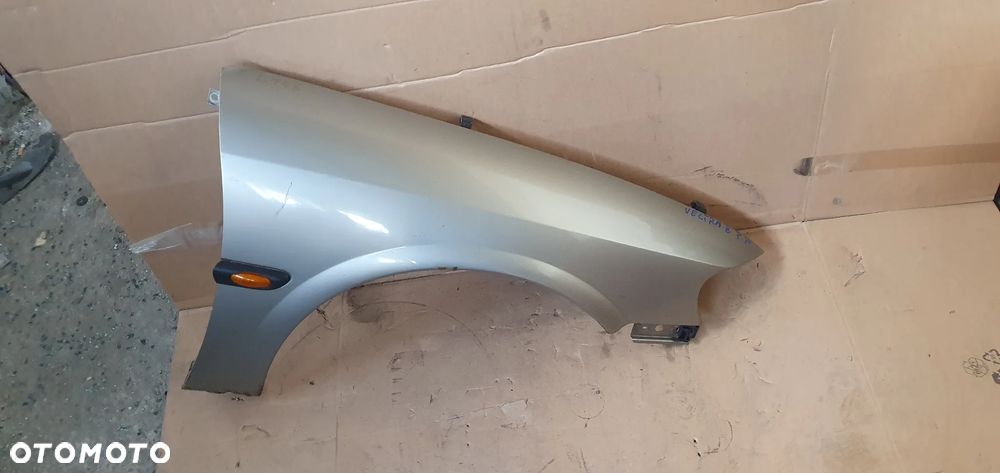 Błotnik prawy przód przedni Opel Vectra B - 6