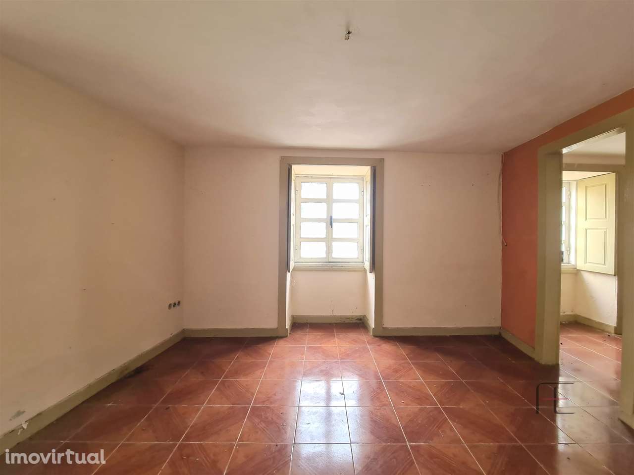 Moradia T3 Esmoriz para reabilitar - Grande imagem: 5/26