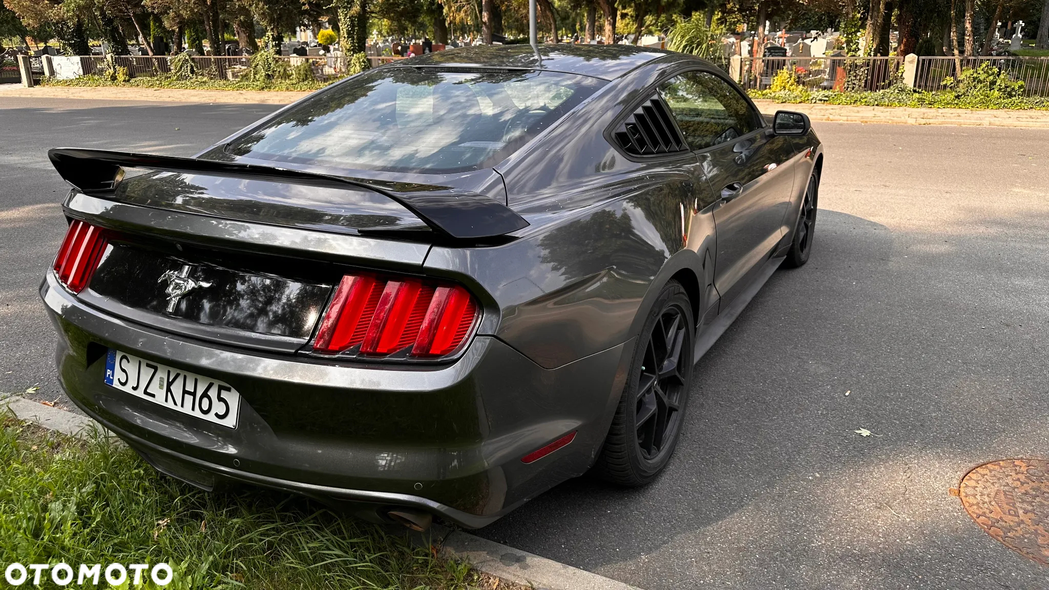 Ford Mustang 3.7 V6 - 8