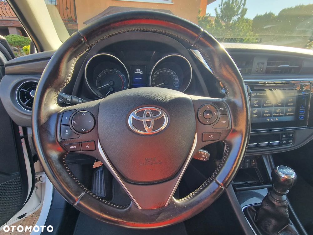 Toyota Auris 1.2 T Prestige - 15
