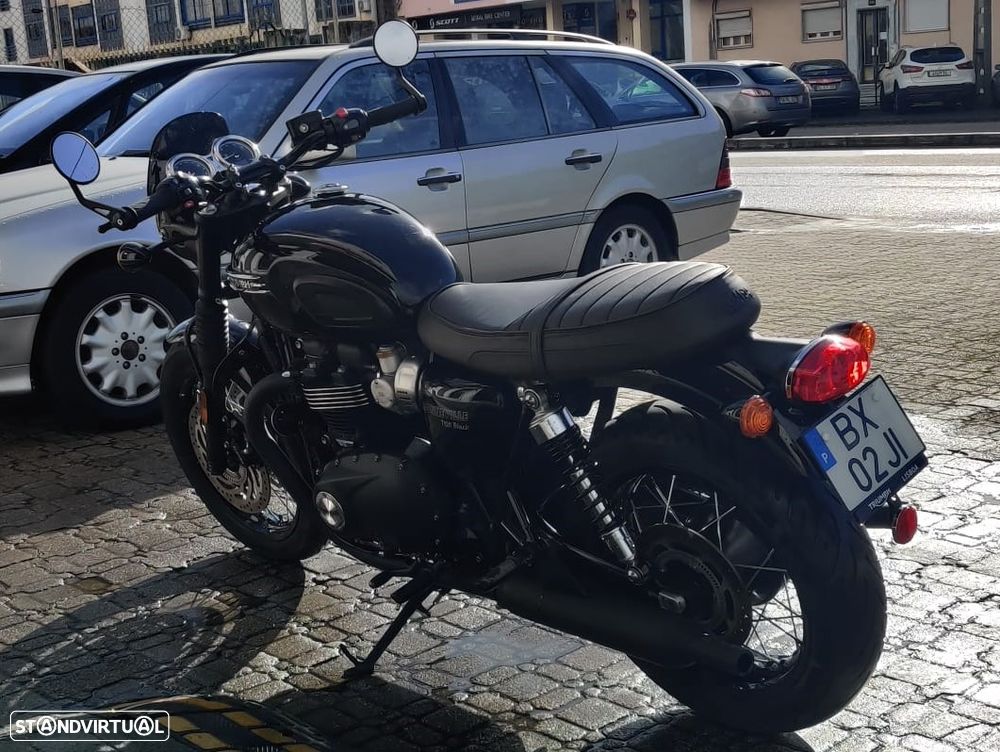 Triumph Bonneville T120 Black - 8