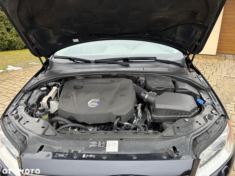 Volvo V70 D4 Geartronic Momentum - 39