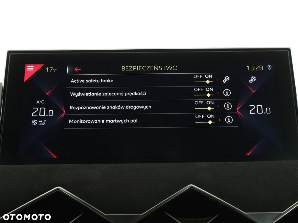 DS Automobiles DS 3 Crossback 1.2 PureTech Performance Line - 28